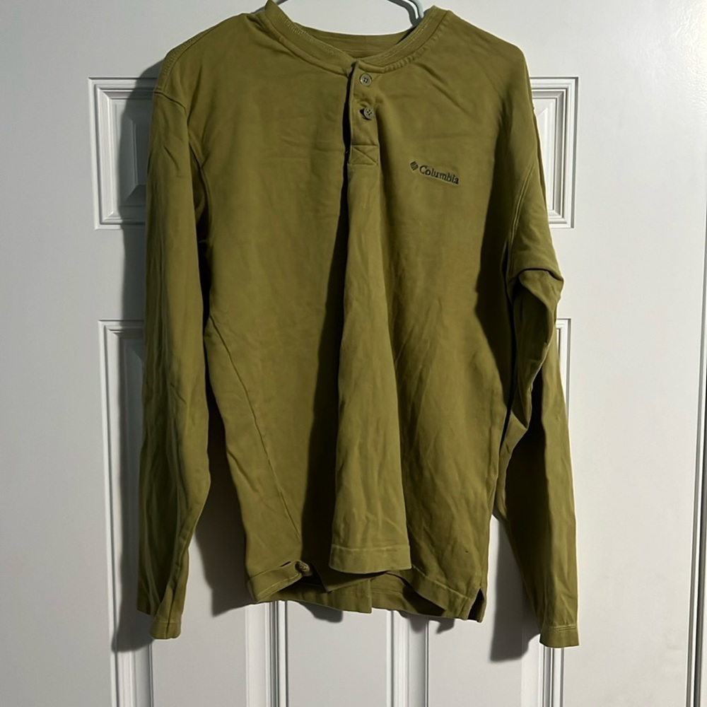 Means Columbia Olive Green Henley 2 Button Shirt